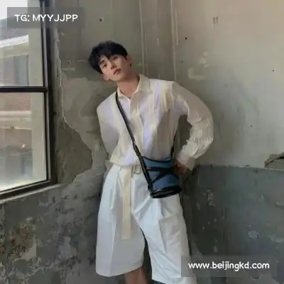 鲁羿嵩